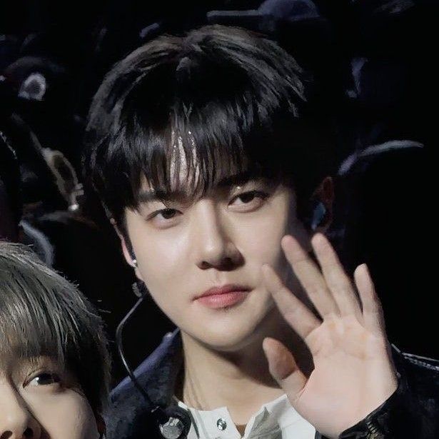 세훈 (EXO) 최근 활동샷