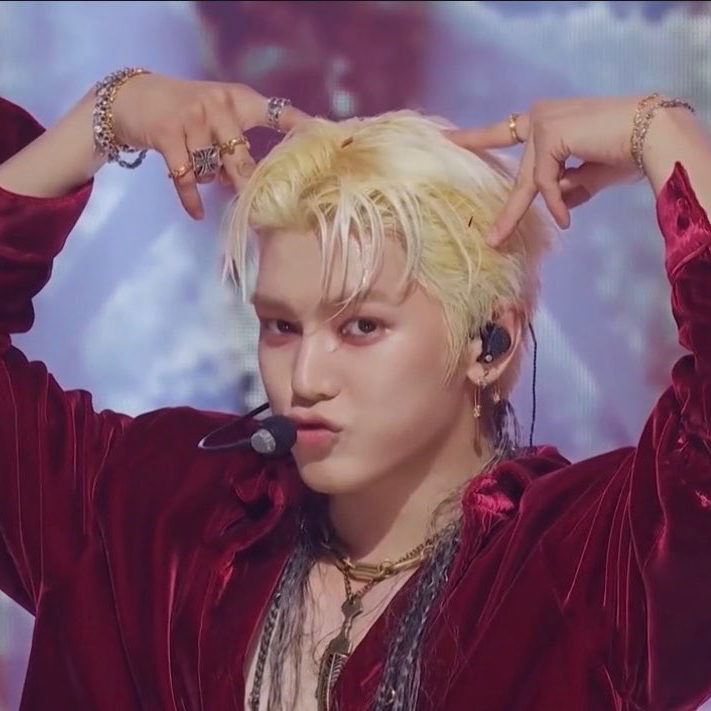 A moment captured by Taeyong (NCT 127)'s fan
