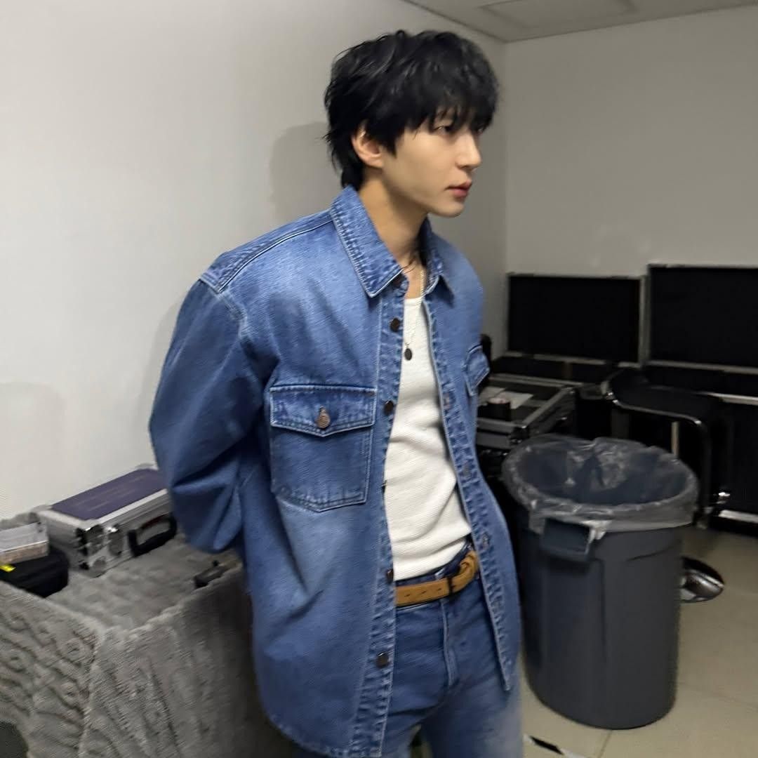 Recent activity shot of VIXX