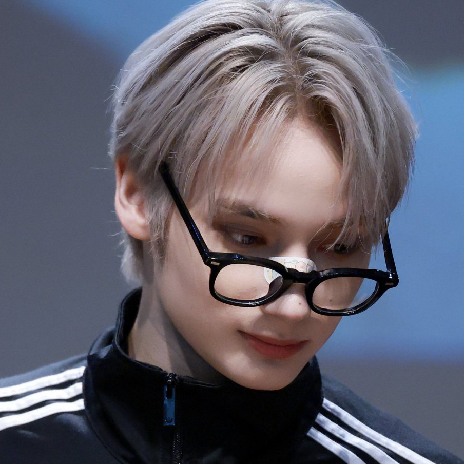 Behind-the-scenes cut of HueningKai (TOMORROW X TOGETHER)