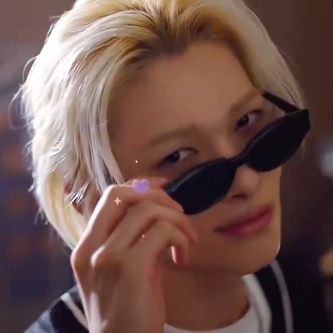 Foto terbaru NI-KI (ENHYPEN)