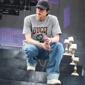 진 (방탄소년단) 최근 활동샷