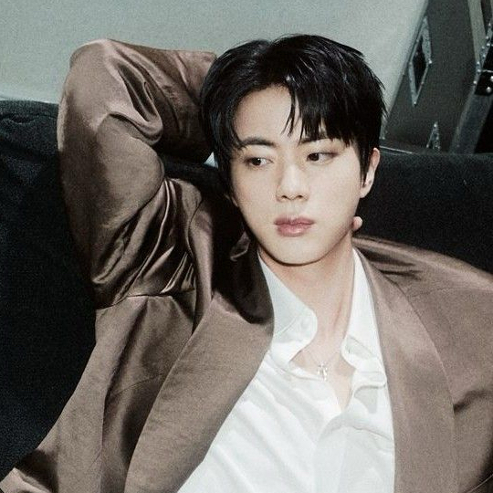 진 (방탄소년단)의 최신 사진