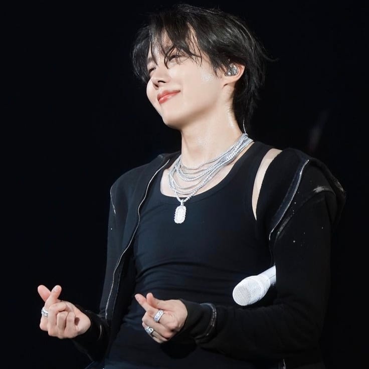 J-hope (防弹少年团)的最新照片