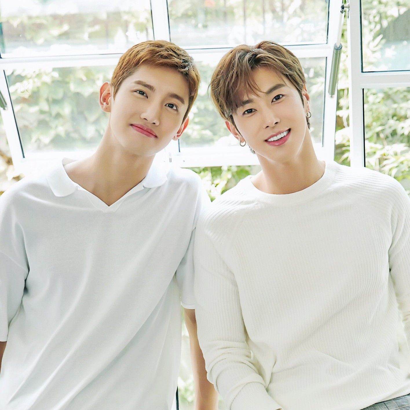 Recent activity shot of TVXQ