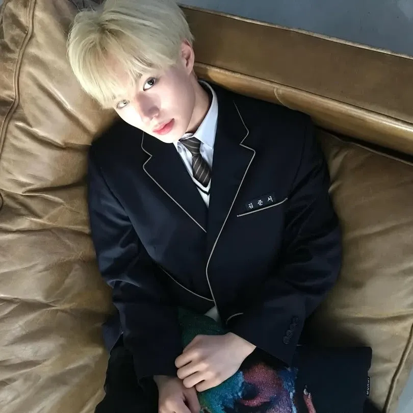 Behind-the-scenes cut of Kim Junseo (ALPHA DRIVE ONE)