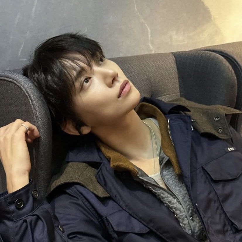 Latest photo of Joshua (SEVENTEEN)