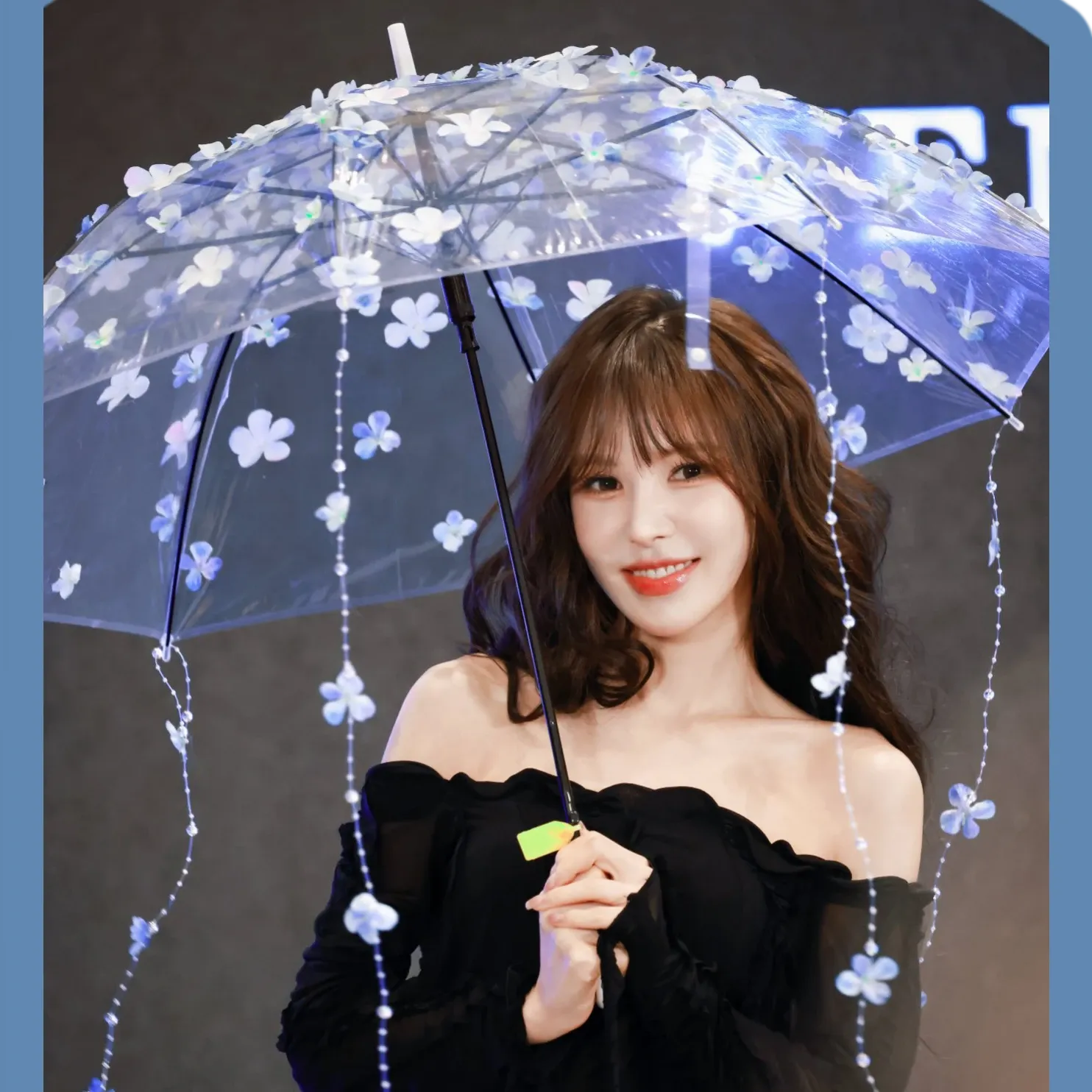 Behind-the-scenes cut of Wendy (Red Velvet)