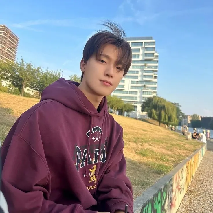 Behind-the-scenes cut of Dino (SEVENTEEN)