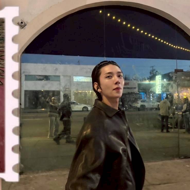 A moment captured by Joshua (SEVENTEEN)'s fan