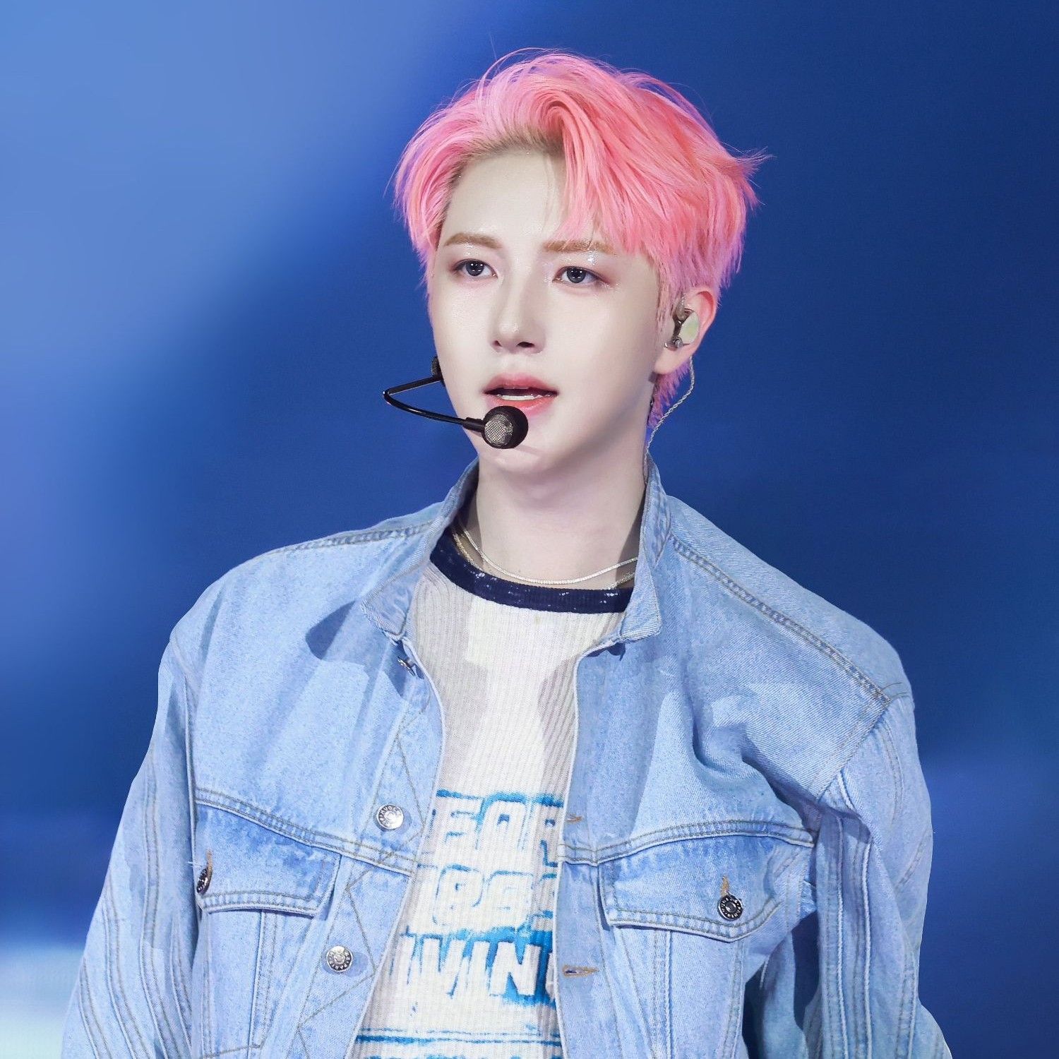 Recent activity shot of Renjun (NCT DREAM)