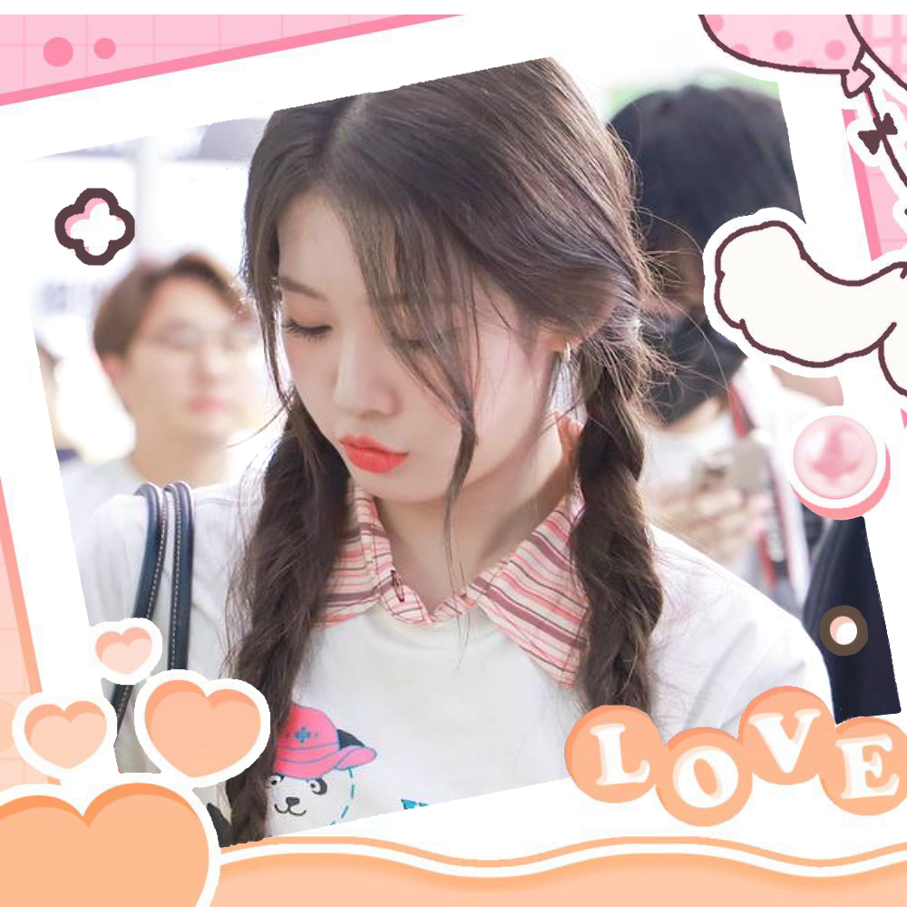 Behind-the-scenes cut of Rora (BABYMONSTER)