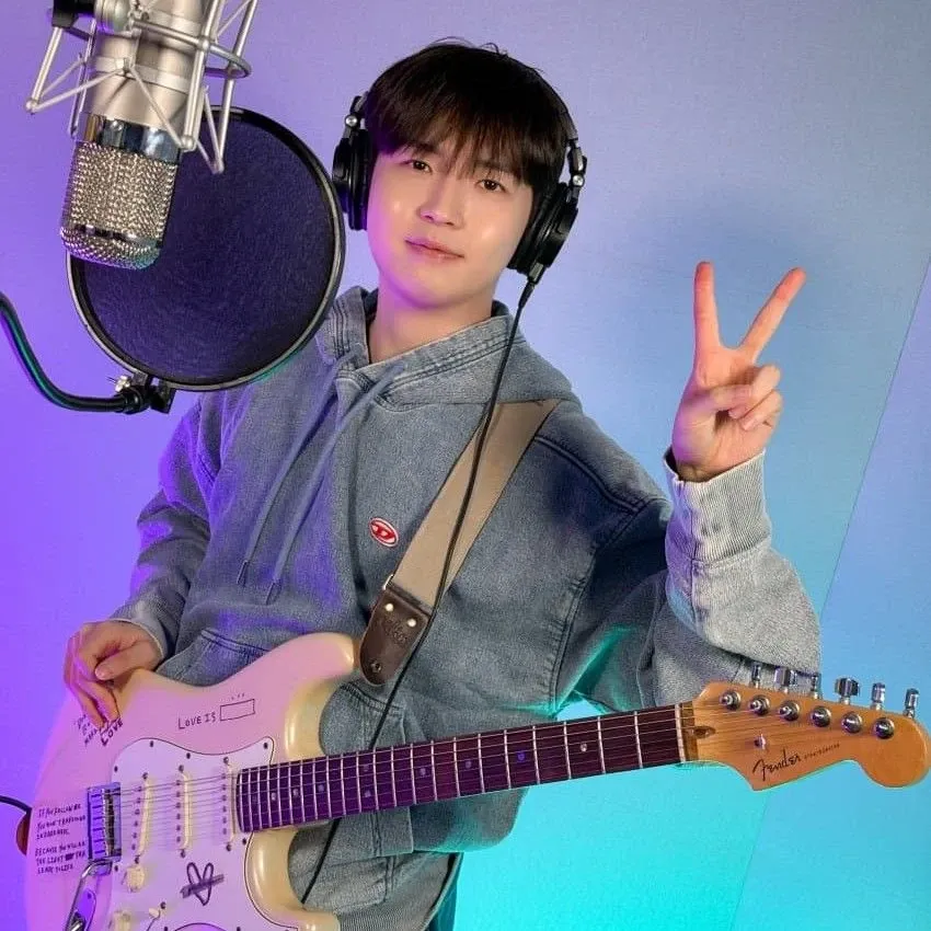 Behind-the-scenes cut of Kim Jaehwan