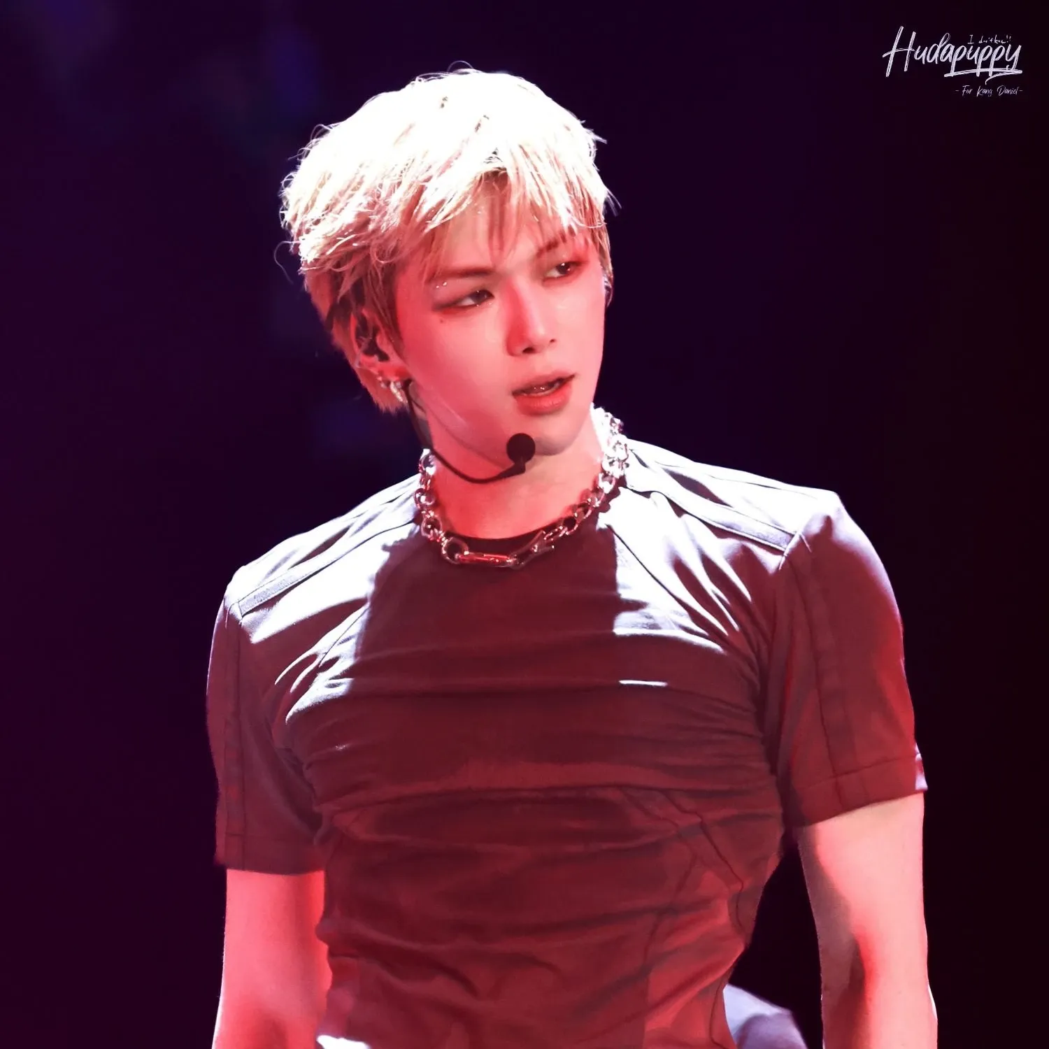 강다니엘 최근 활동샷