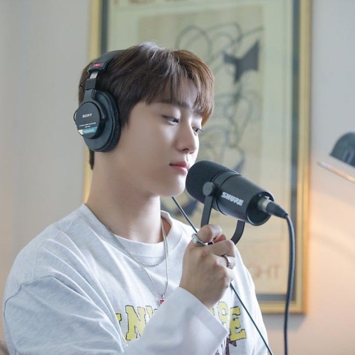 Latest photo of Hong Joochan (GoldenChild)