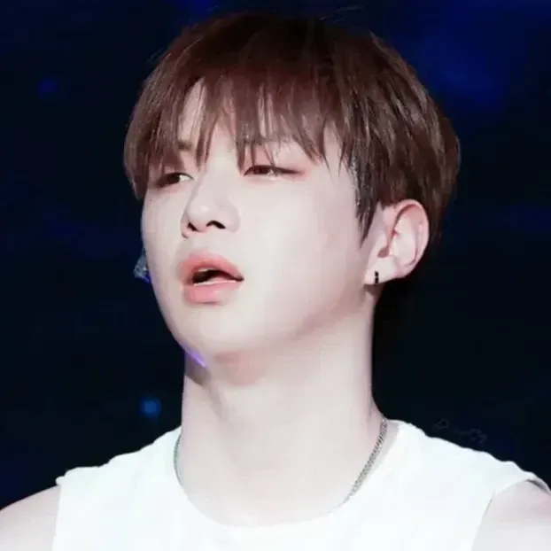 강다니엘의 최신 사진