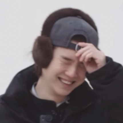 Potret di balik layar SUGA (BTS)
