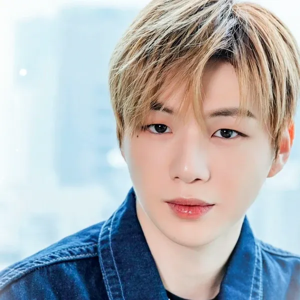 Foto aktivitas terbaru Kang Daniel