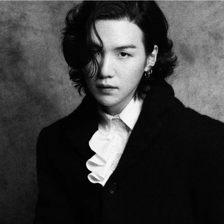 Potret di balik layar SUGA (BTS)