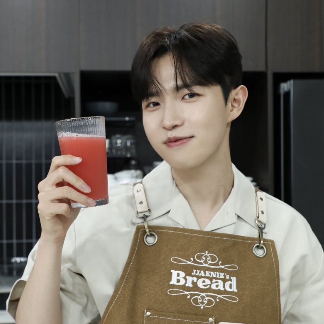 Latest photo of Kim Jaehwan