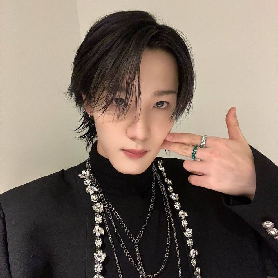 Behind-the-scenes cut of SOUL (P1Harmony)