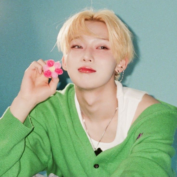 Foto aktivitas terbaru Sunoo (ENHYPEN)