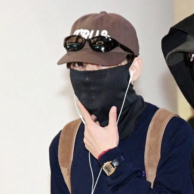 뷔 (방탄소년단) 최근 활동샷