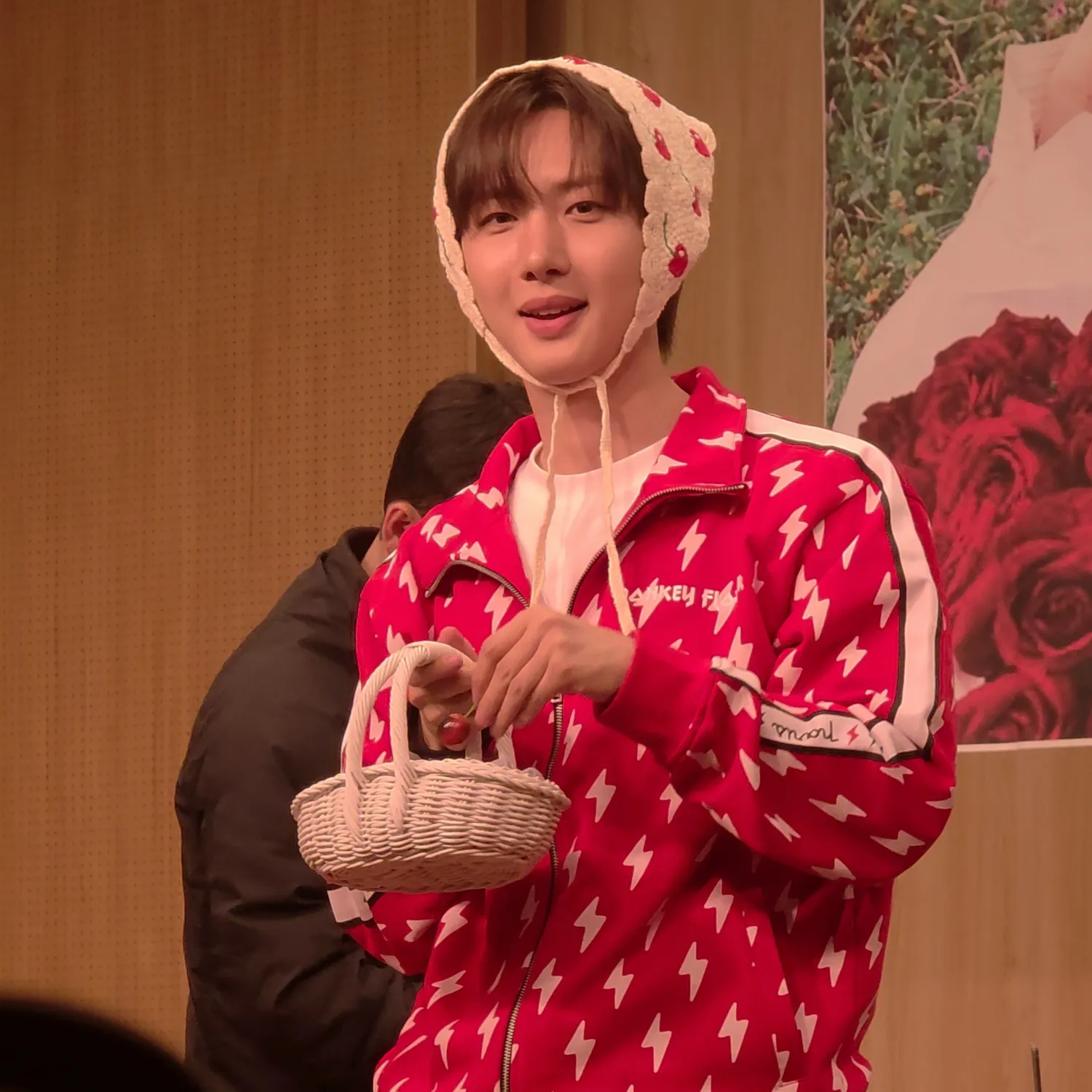 Behind-the-scenes cut of Hui (PENTAGON)
