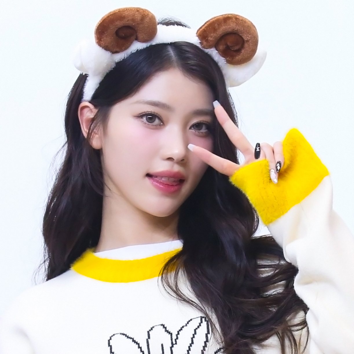 Recent activity shot of Xiao Ting (Kep1er)