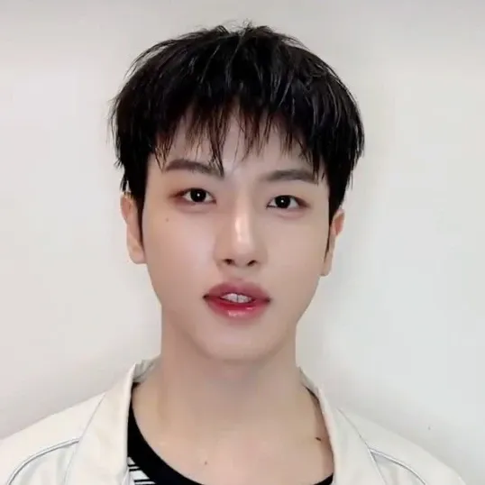 熙援 (n.SSign)的最新照片