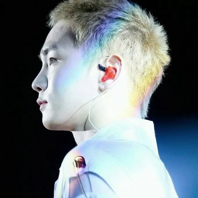 Key (SHINee)的最新照片