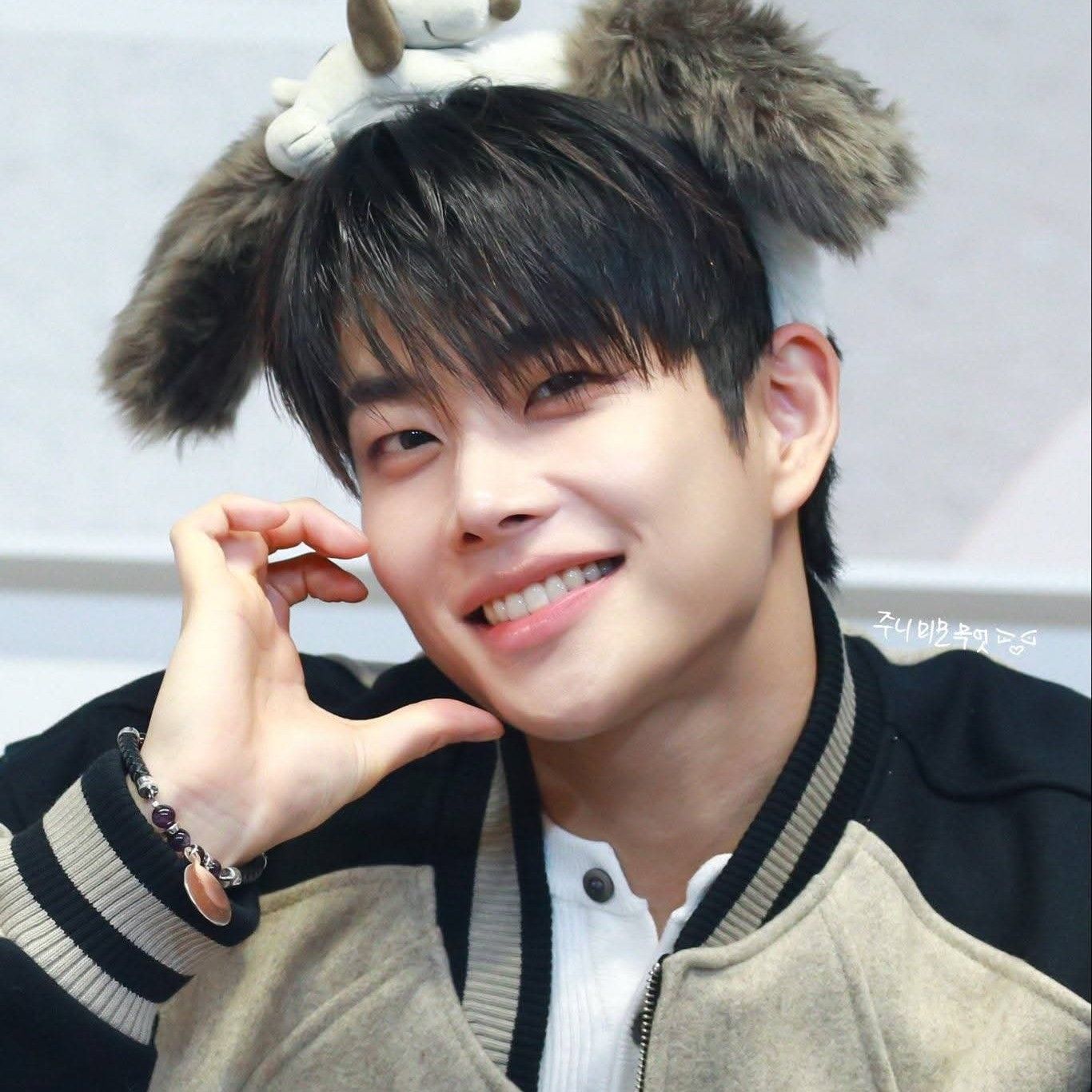 Recent activity shot of MJ (ASTRO)