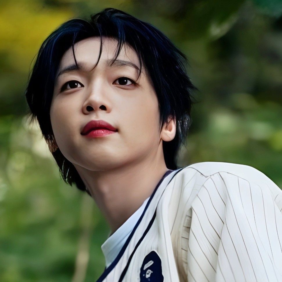 Latest photo of Jeong Sewoon