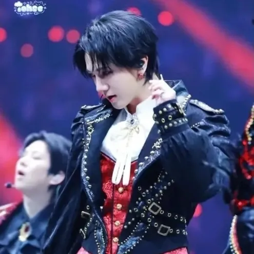 Behind-the-scenes cut of Yesung (Super Junior)