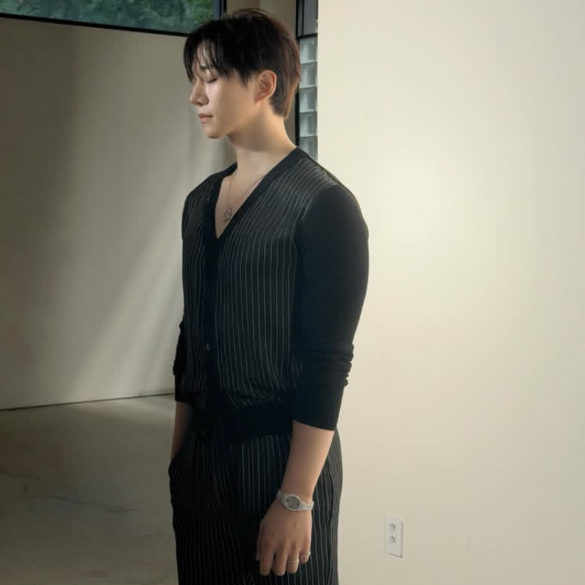 Recent activity shot of Junho (2PM)