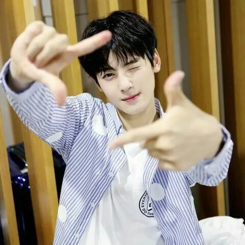 Recent activity shot of Eunwoo (ASTRO)