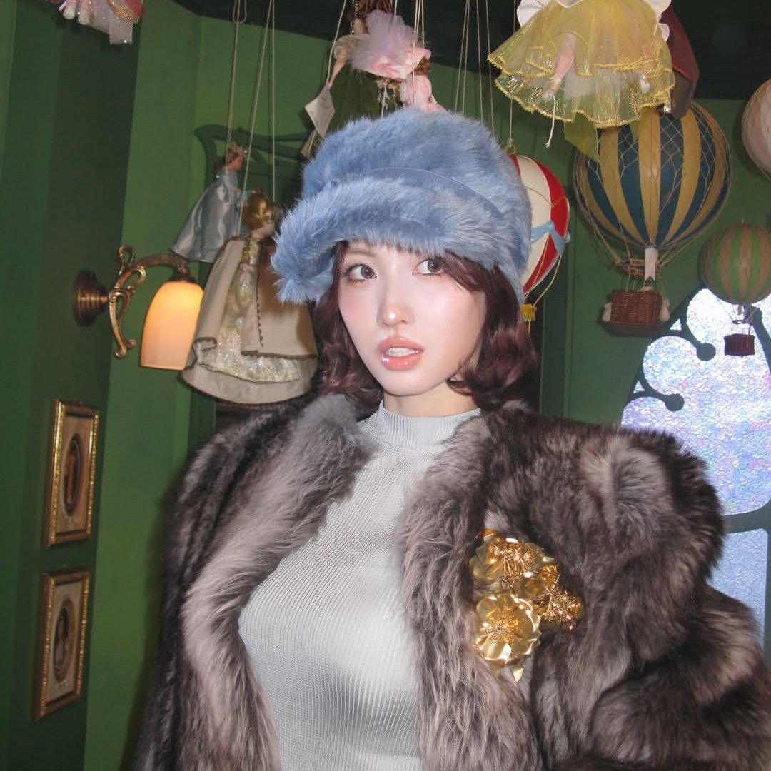 모모 (TWICE) 최근 활동샷