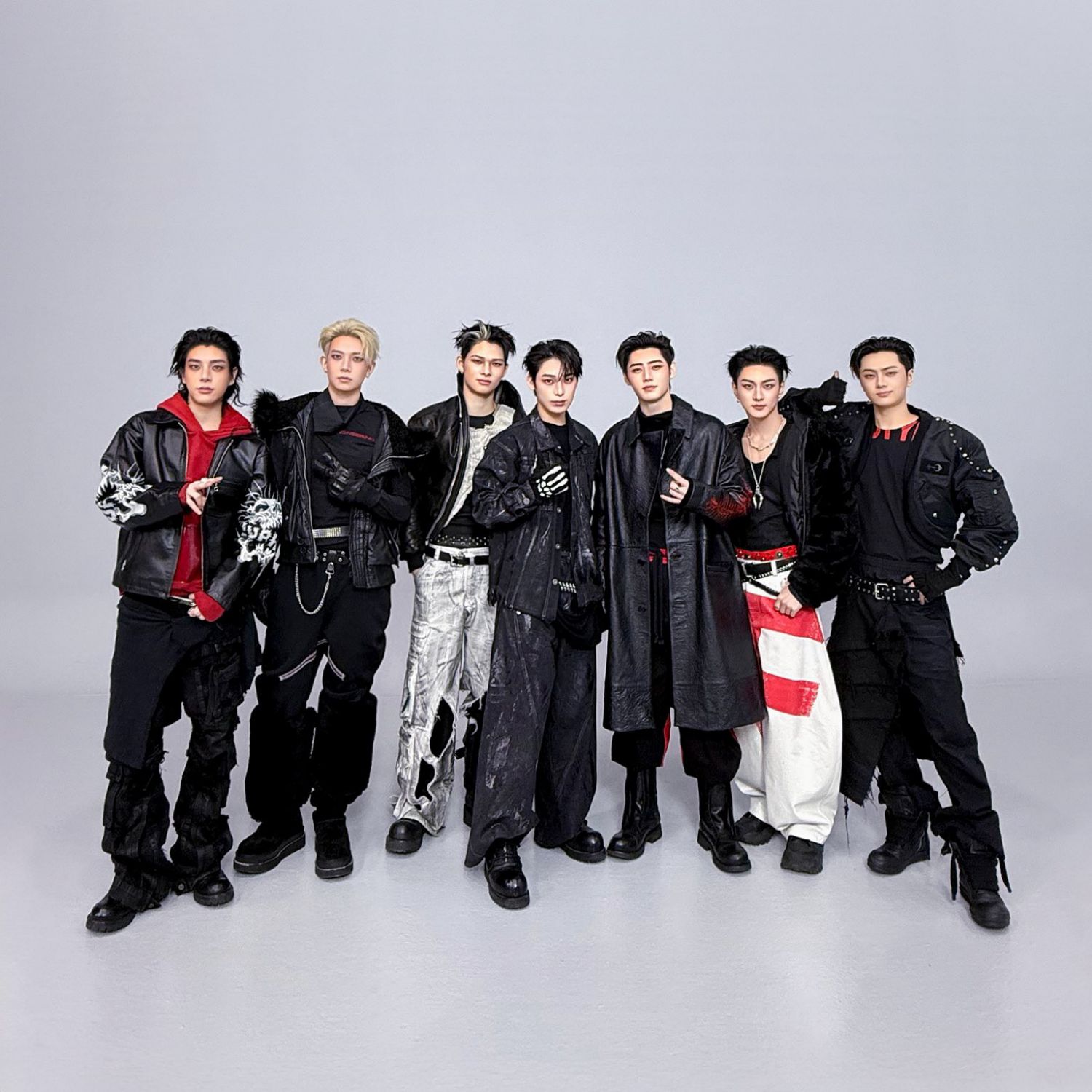 ENHYPEN的最新照片