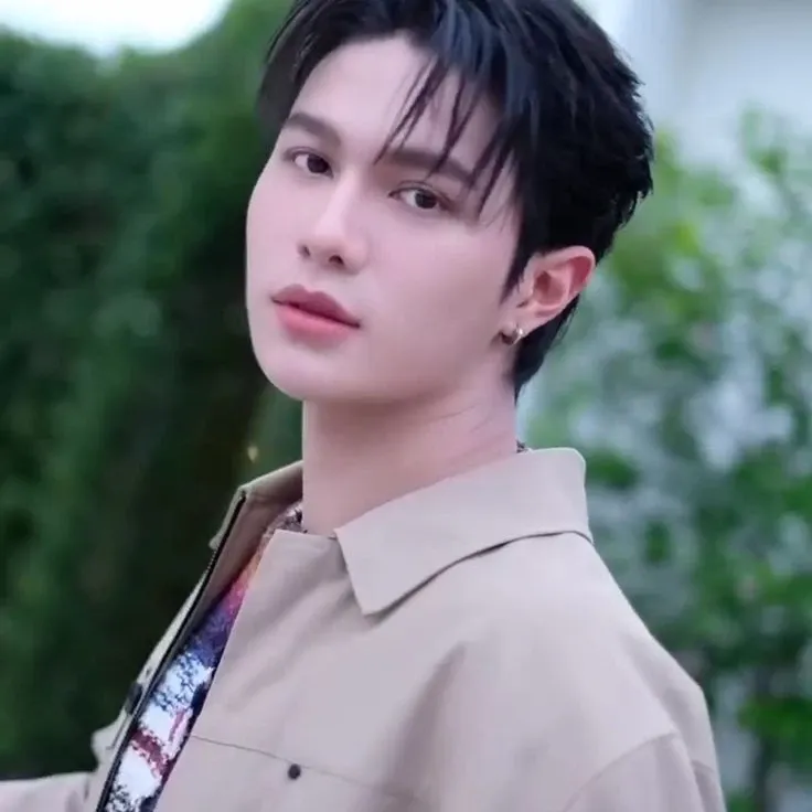 A moment captured by William (LYKN)'s fan