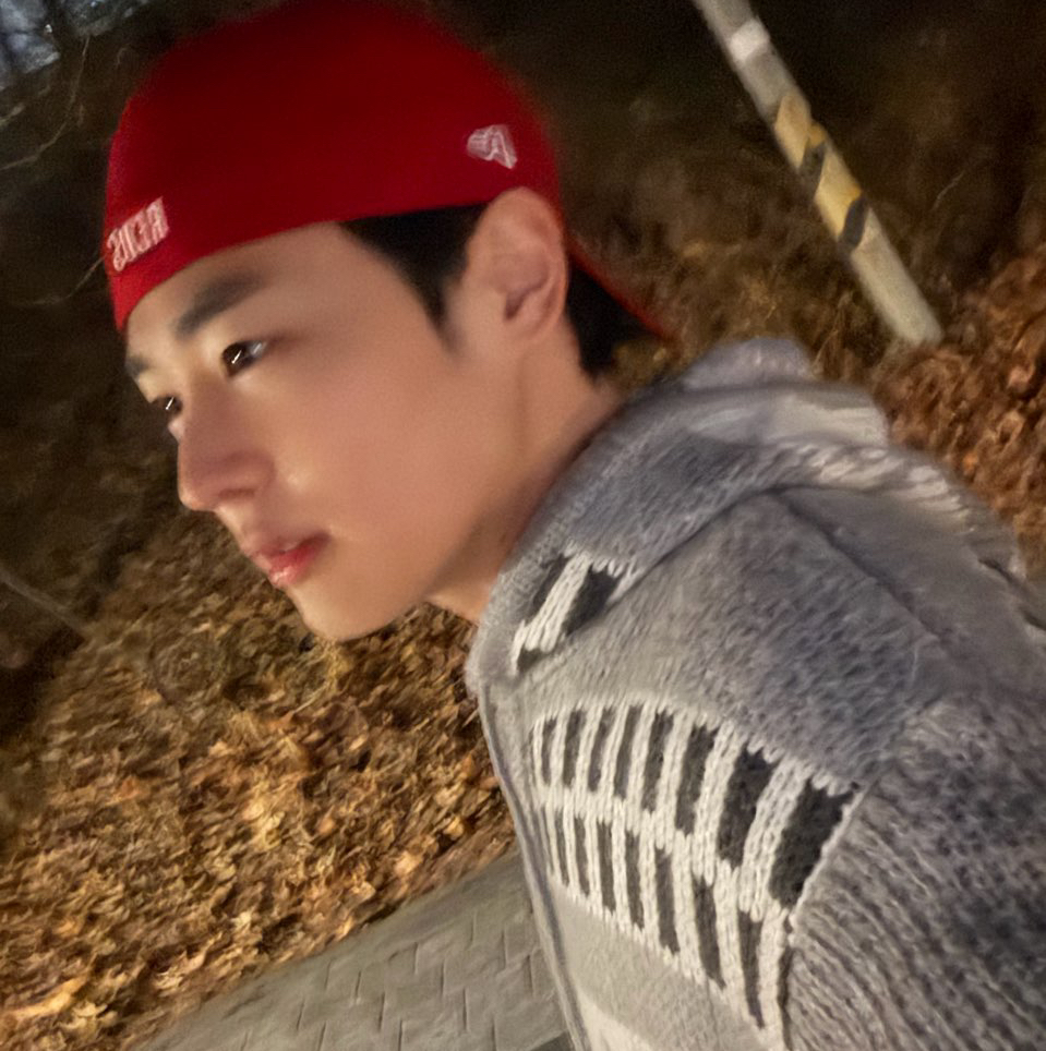 Latest photo of Choi Byungchan