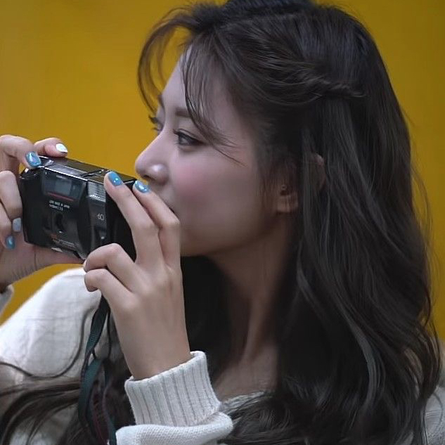 쯔위 (TWICE)의 비하인드 컷