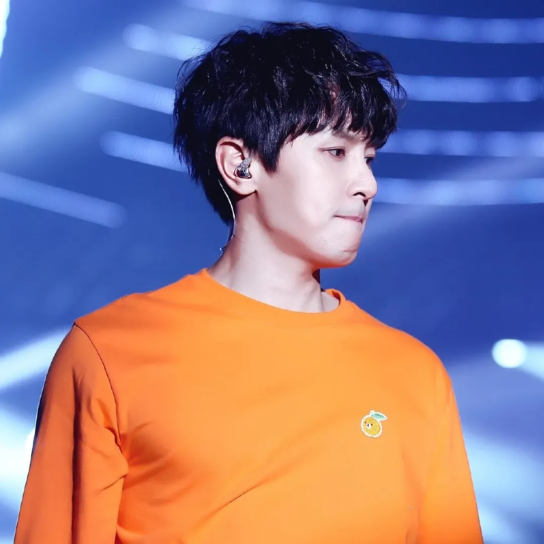 Recent activity shot of Kim Dongwan (SHINHWA)