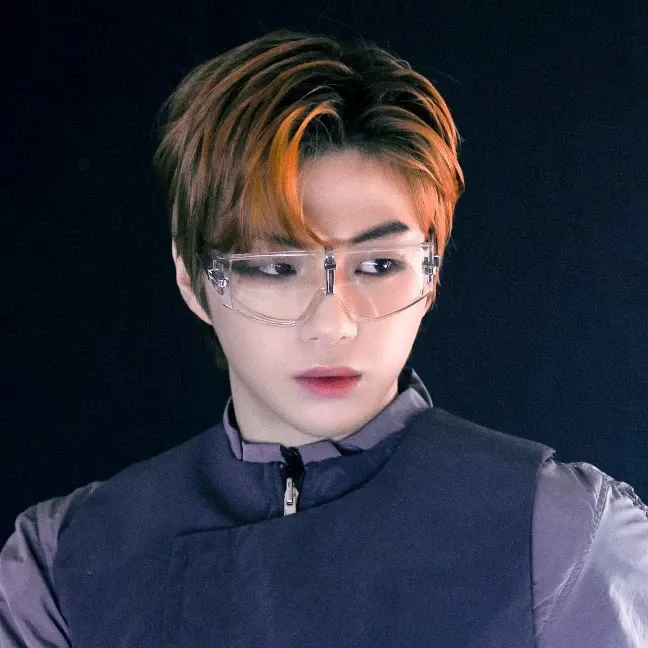 강다니엘의 최신 사진