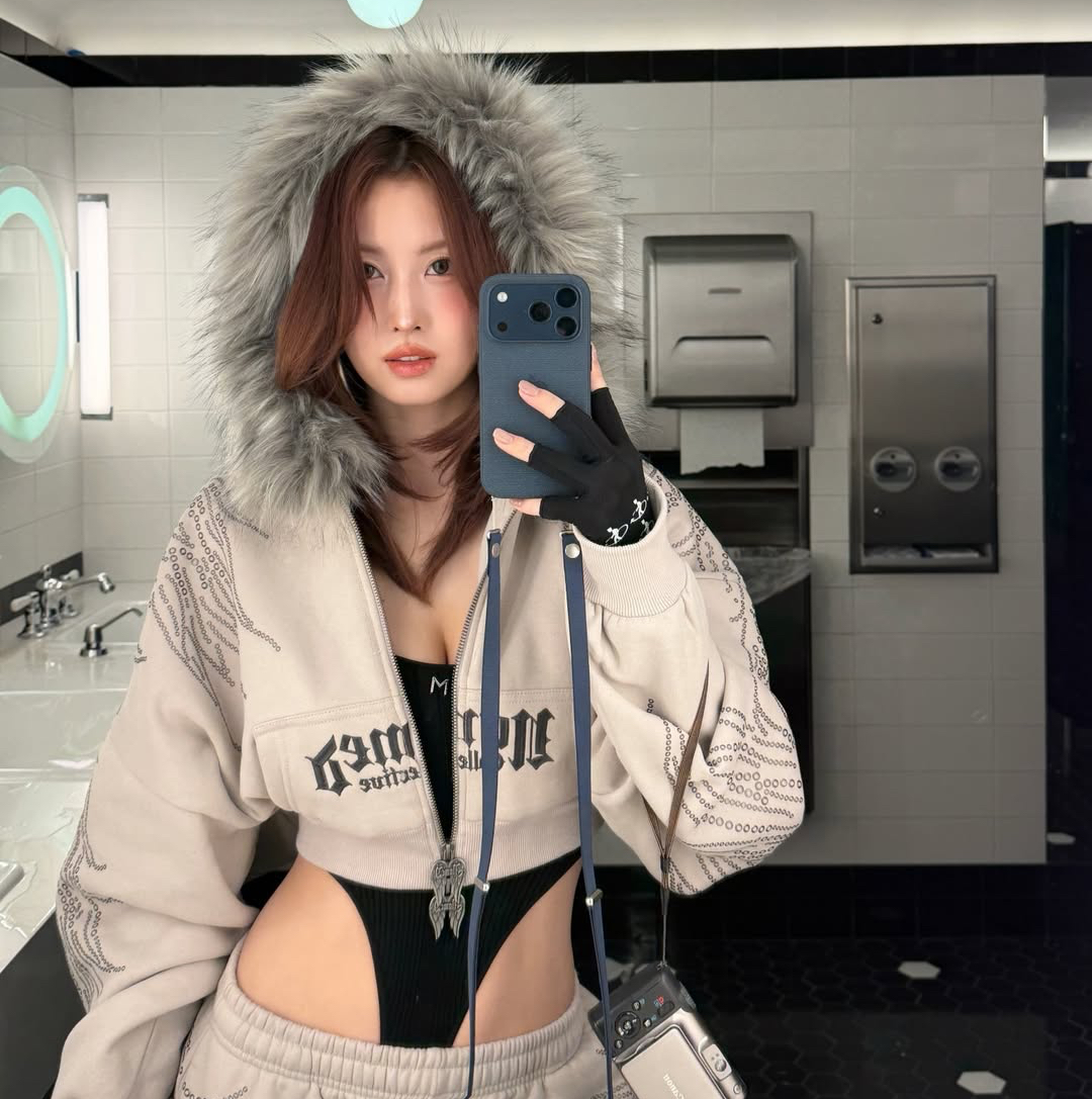 Momo (TWICE)的最新照片