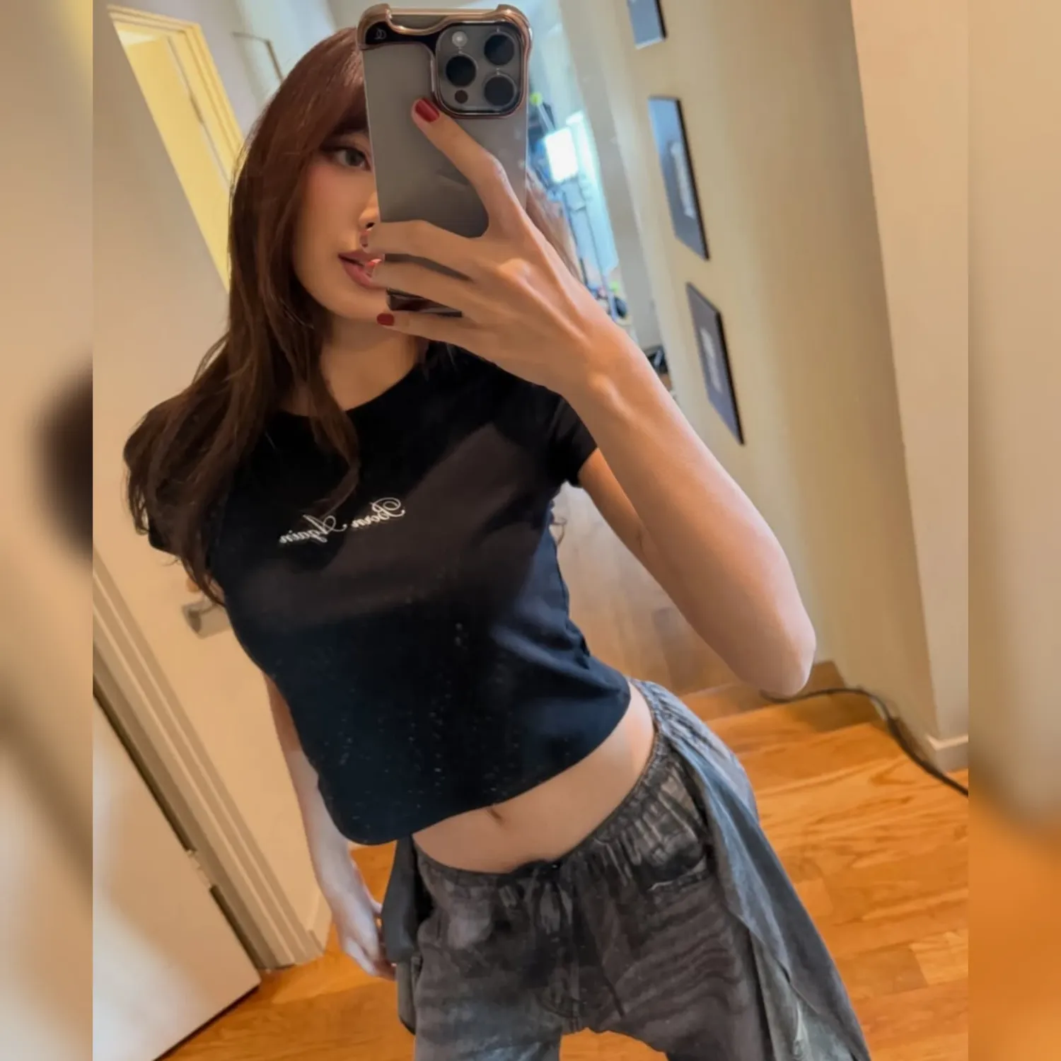 Foto aktivitas terbaru Lisa (BLACKPINK)