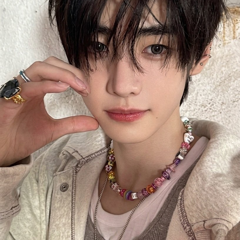 Recent activity shot of Sunghoon (ENHYPEN)