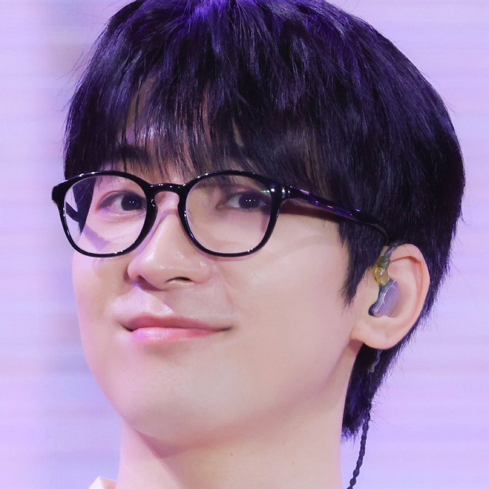 Behind-the-scenes cut of Wonwoo (SEVENTEEN)