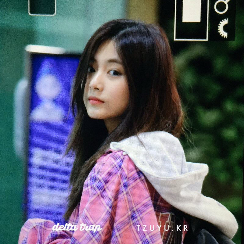 TWICE의 최신 사진