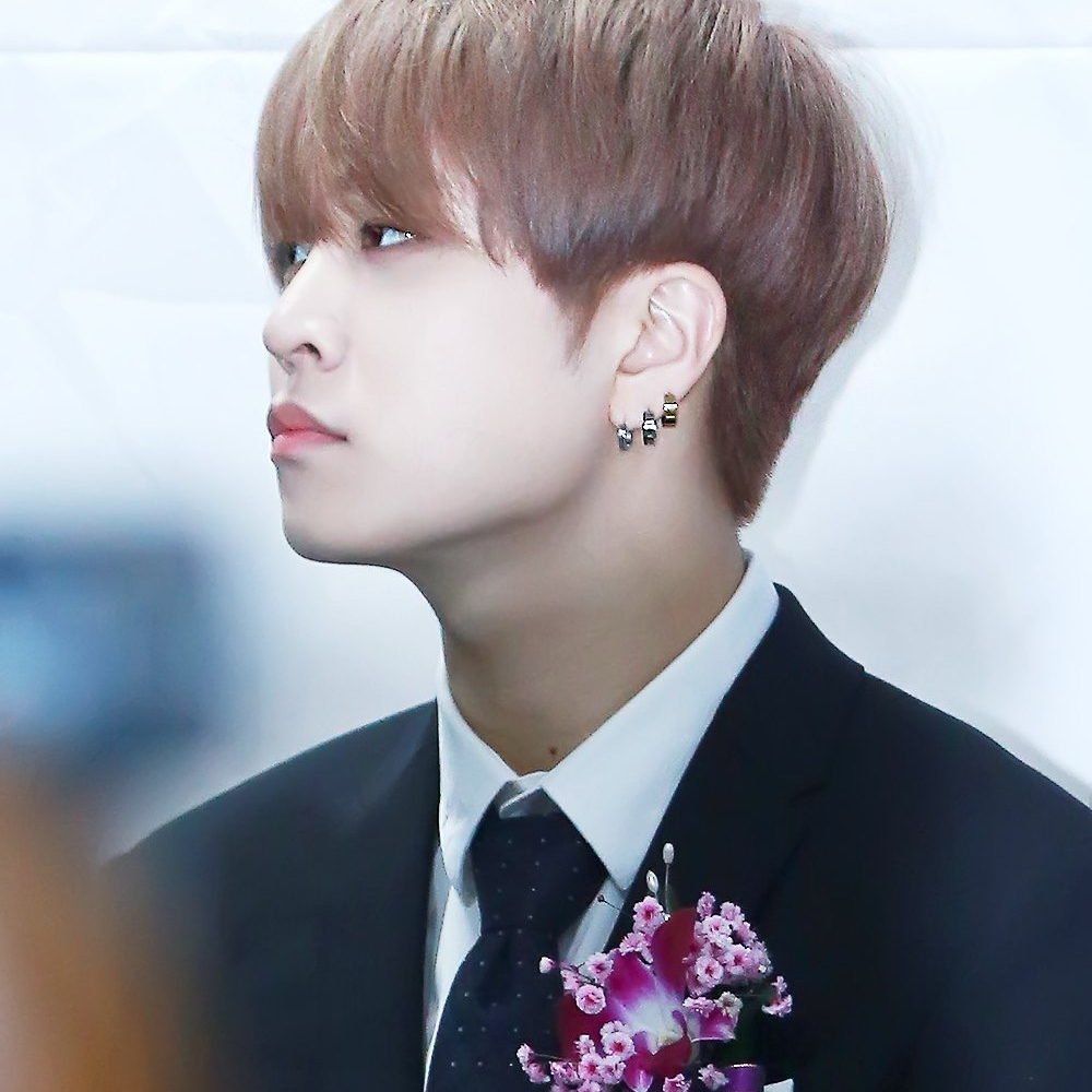 Latest photo of Youngjae (GOT7)