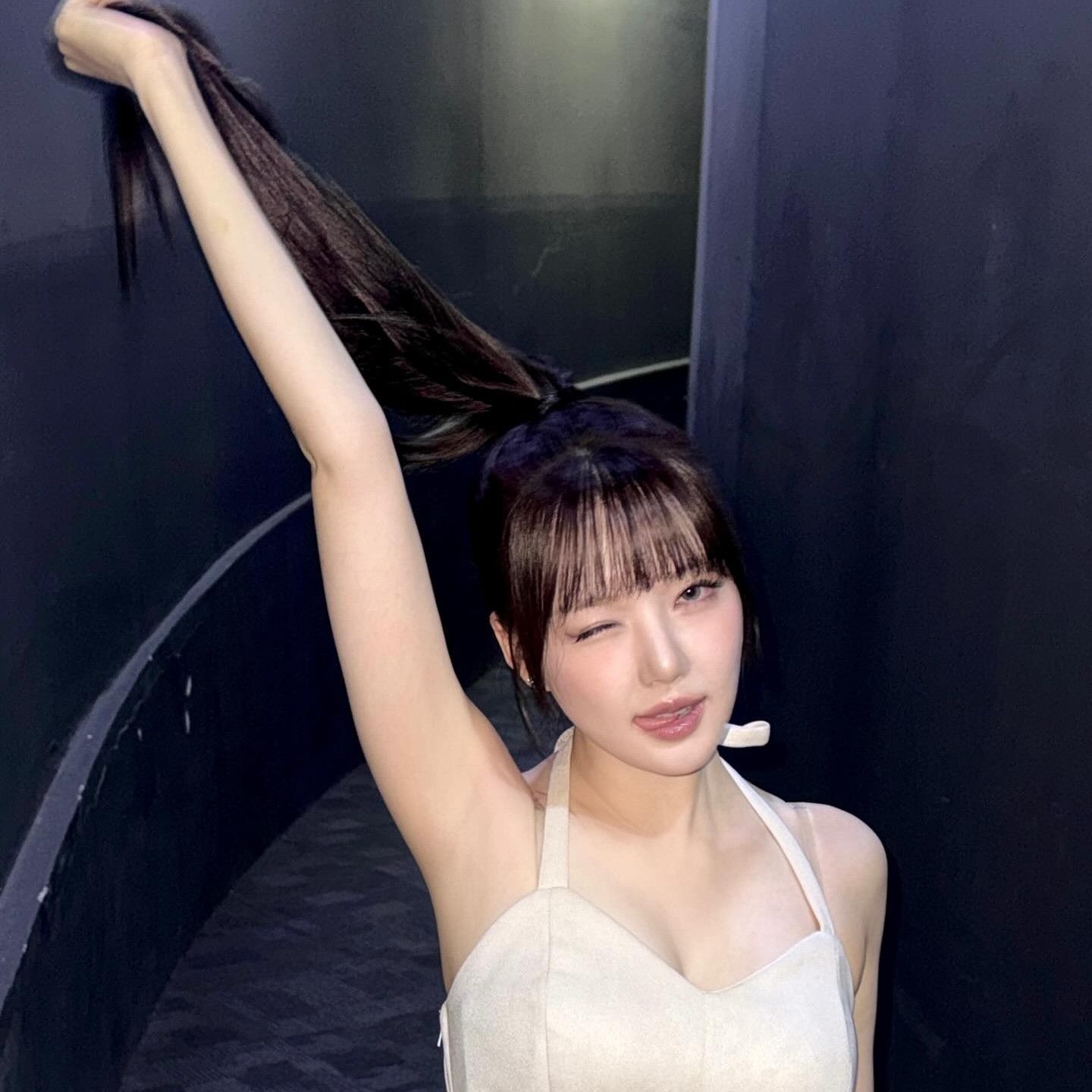 艺琳 (GFRIEND)的幕后花絮